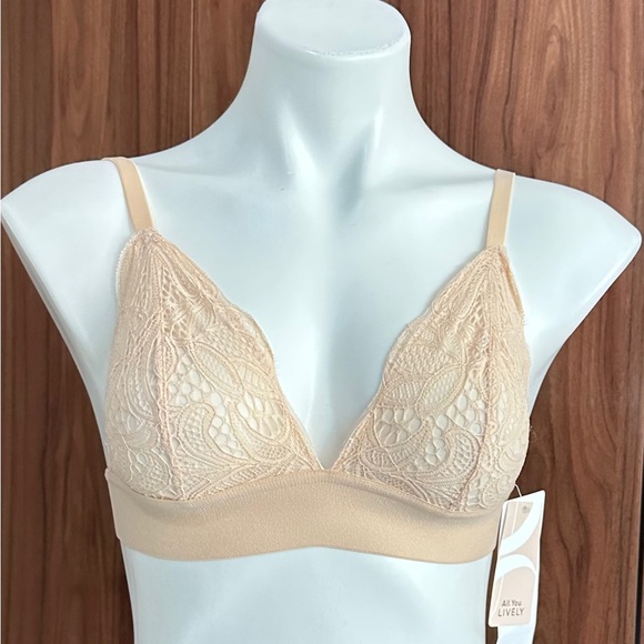 NWT. Bundles LIVELY The Long-Lined Bralette & All in Motion Bikini Top Size M - Picture 4 of 14